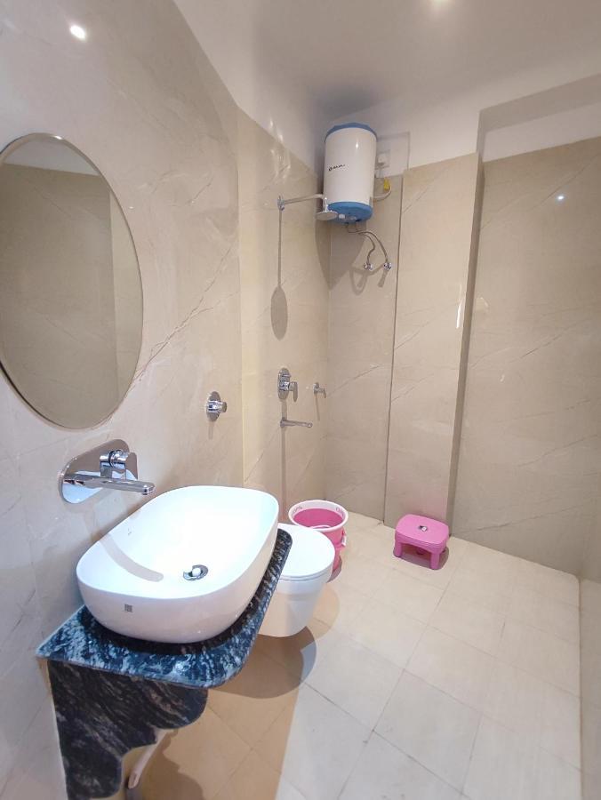 S.S Guest House Váránaszi Kültér fotó